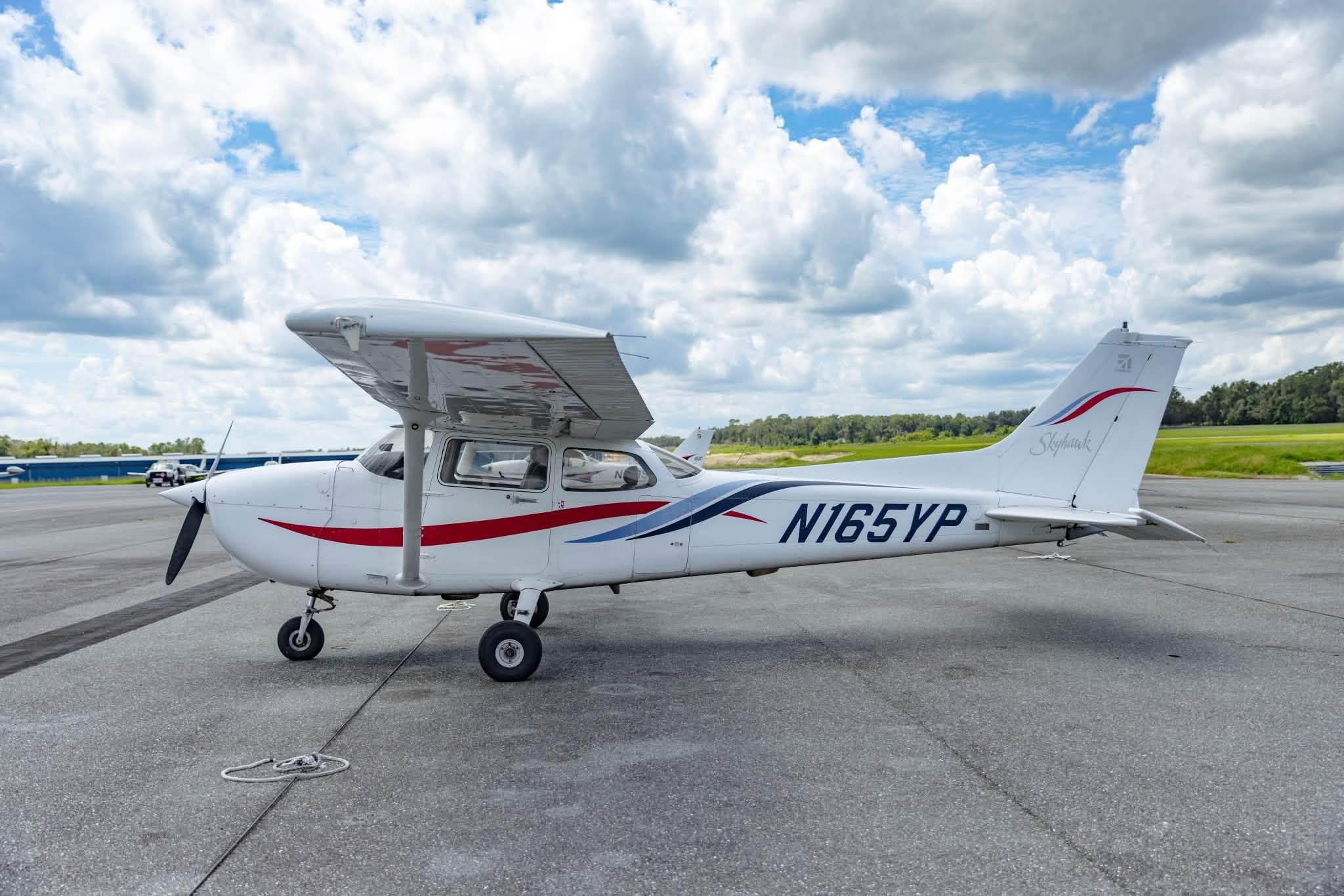 N165YP Cessna 172R